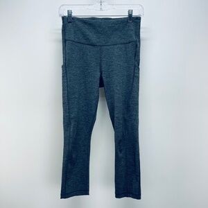 Athleta Women’s Leggings Ultimate Stash Pocket Capri  Gray Size S